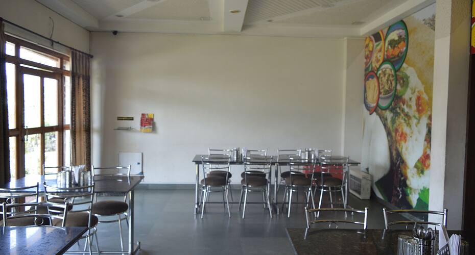Hotel Gokuldham, Nathdwara 4